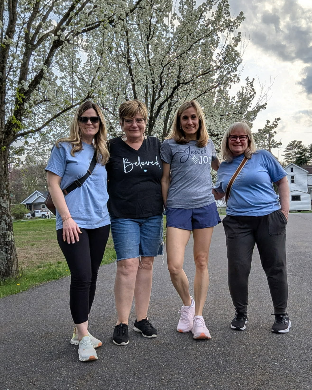 Jewel Jog Training Meet-Ups Let’s get moving—together! Getting ready for the Jewel Jog Join us for a few casual, encouraging meet-ups designed to help you feel strong, confident, and connected bef (1)
